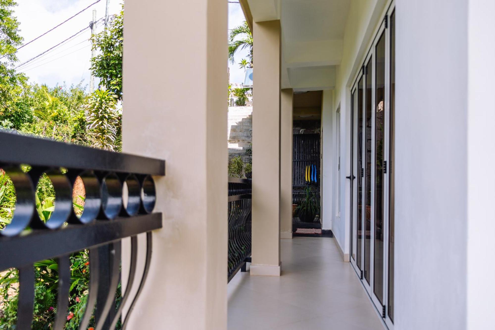 South Hill Villa Anse Royale Exterior photo